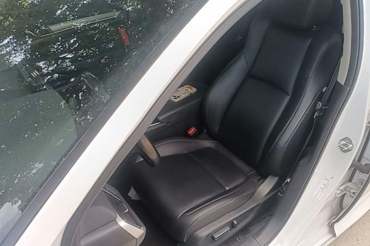 Used Honda Accord 2018 260TURBO Elite Edition China VI Left Front Seat