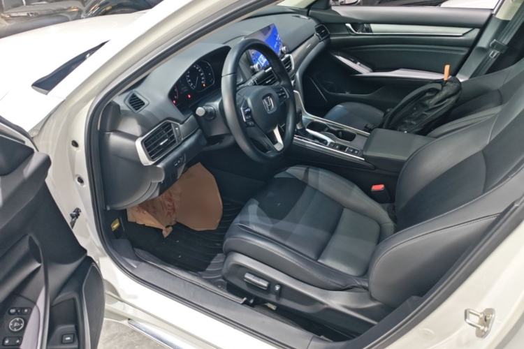 Used Honda Accord 2018 260TURBO Elite Edition China VI Left Front Seat