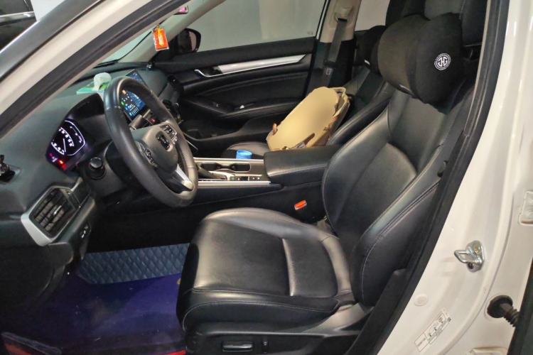 Used Honda Accord 2018 260TURBO Luxury Edition China V Emission Standard Left Front Seat