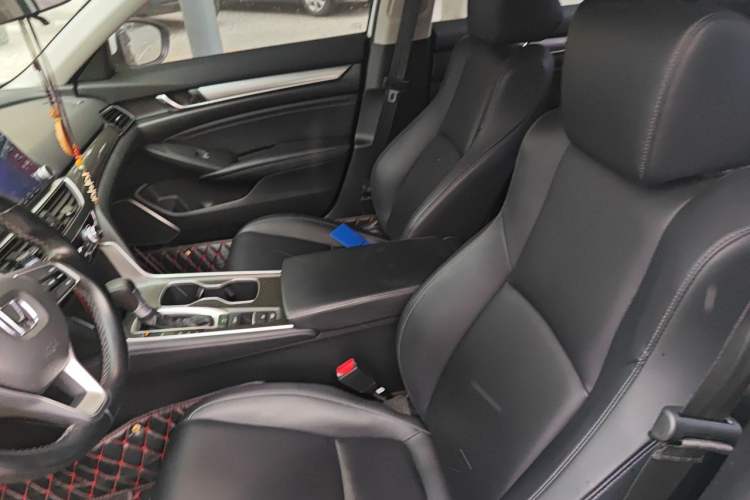 Used Honda Accord 2018 260TURBO Elite Edition China VI Left Front Seat