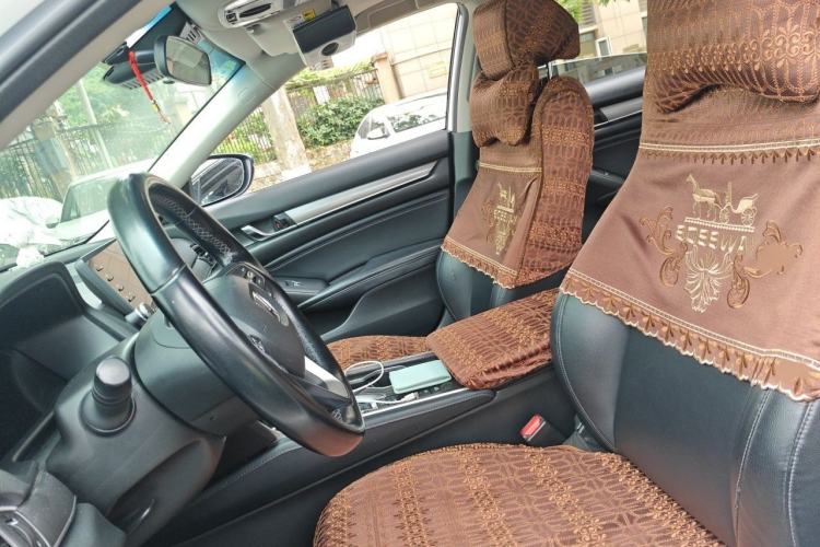 Used Honda Accord 2018 260TURBO Luxury Edition China VI Left Front Seat