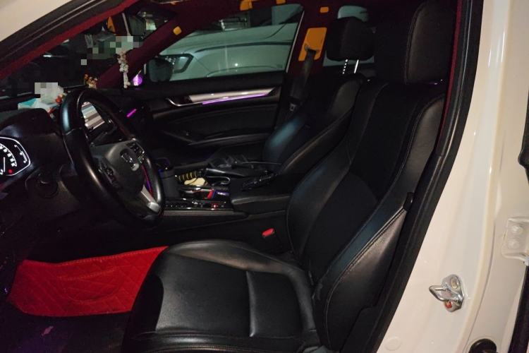 Used Honda Accord 2018 260TURBO Luxury Edition China VI Left Front Seat