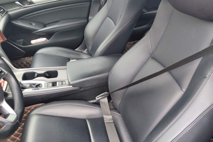 Used Honda Accord 2018 260TURBO Elite Edition China V Left Front Seat