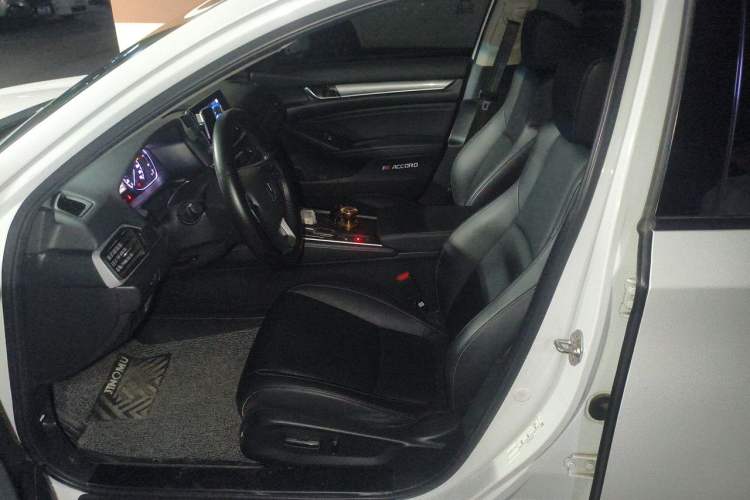 Used Honda Accord 2018 260TURBO Elite Edition China VI Left Front Seat