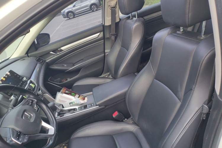 Used Honda Accord 2018 260TURBO Elite Edition China VI Left Front Seat