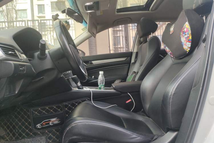 Used Honda Accord 2018 260TURBO Luxury Edition China VI Left Front Seat