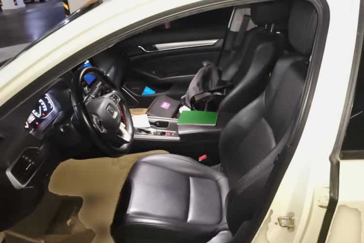 Used Honda Accord 2018 260TURBO Elite Edition China V Left Front Seat