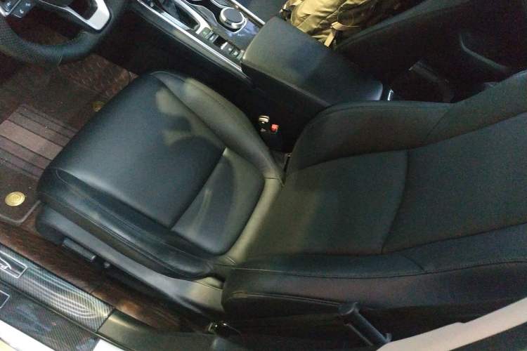 Used Honda Accord 2018 260TURBO Elite Edition China VI Left Front Seat