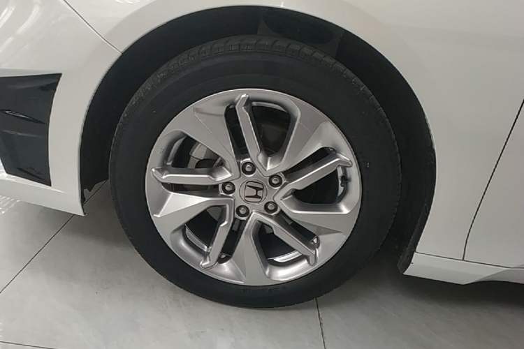 Used Honda Accord 2018 260TURBO Elite Edition China VI Left Front Wheel Hub