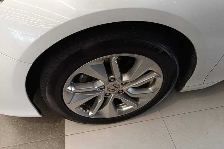 Used Honda Accord 2018 260TURBO Elite Edition China VI Left Front Wheel Hub