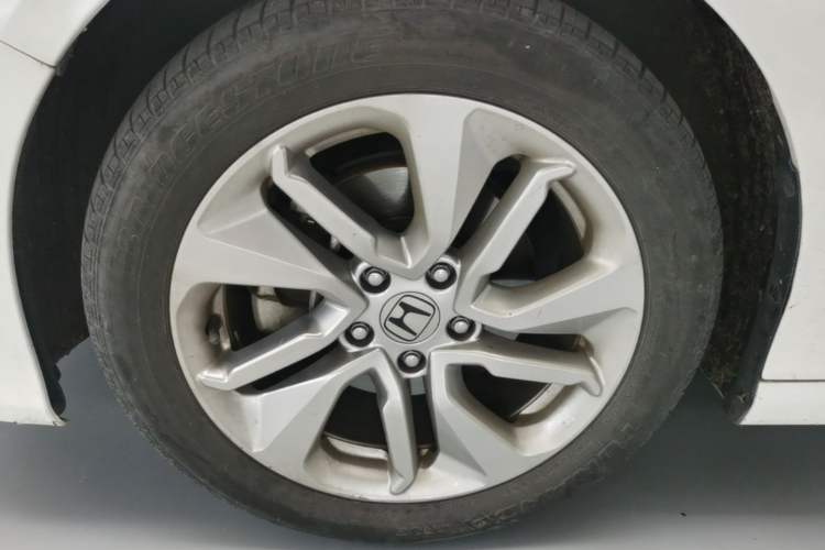 Used Honda Accord 2018 260TURBO Elite Edition China VI Left Front Wheel Hub