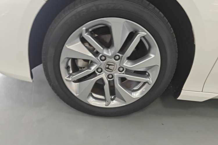 Used Honda Accord 2018 260TURBO Elite Edition China VI Left Front Wheel Hub