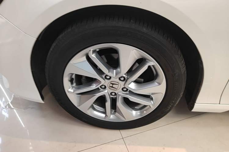 Used Honda Accord 2018 260TURBO Elite Edition China VI Left Front Wheel Hub
