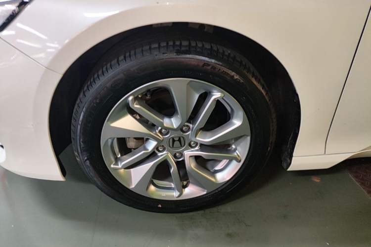 Used Honda Accord 2018 260TURBO Luxury Edition China VI Left Front Wheel Hub