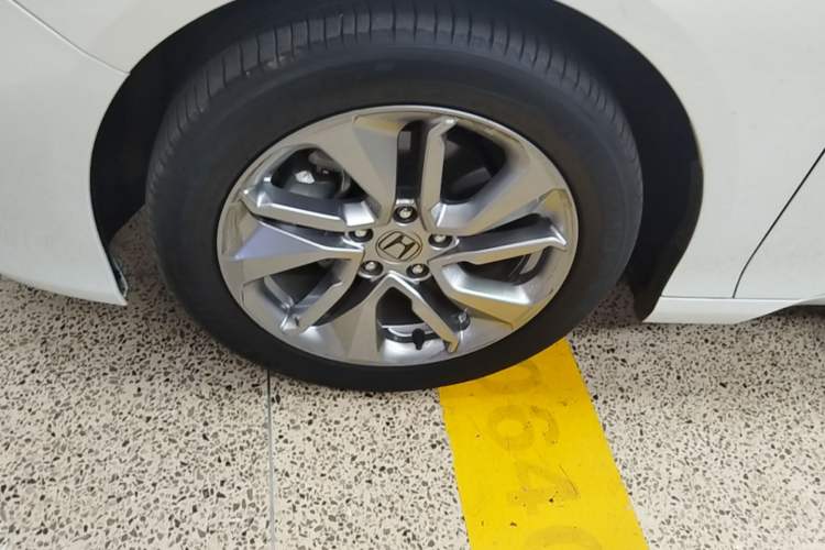 Used Honda Accord 2018 260TURBO Elite Edition China V Left Front Wheel Hub