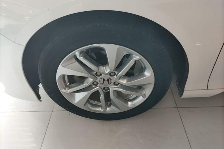 Used Honda Accord 2018 260TURBO Elite Edition China VI Left Front Wheel Hub