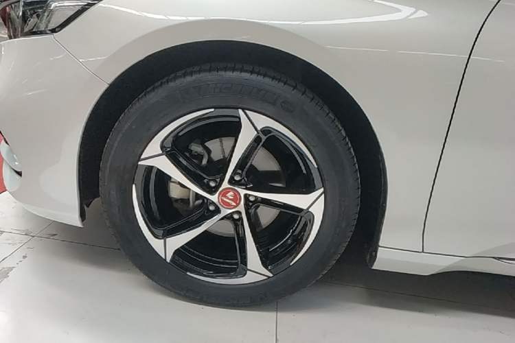 Used Honda Accord 2018 260TURBO Elite Edition China VI Left Front Wheel Hub