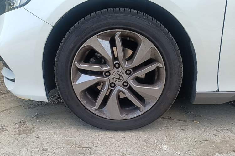 Used Honda Accord 2018 260TURBO Elite Edition China VI Left Front Wheel Hub