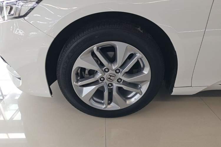 Used Honda Accord 2018 260TURBO Elite Edition China VI Left Front Wheel Hub