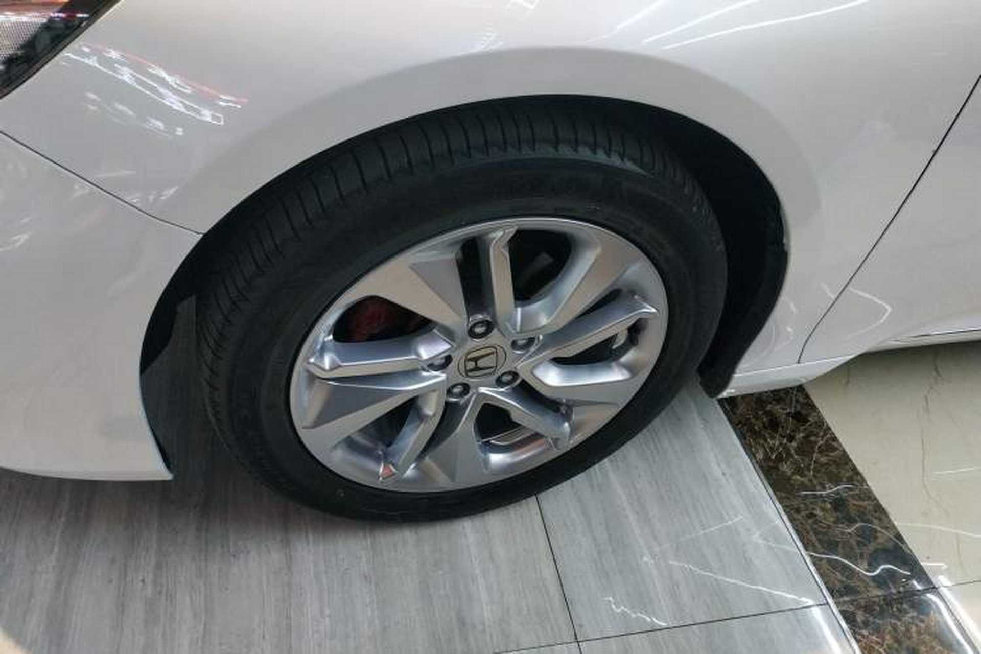 Used Honda Accord 2018 260TURBO Elite Edition China VI Left Front Wheel Hub