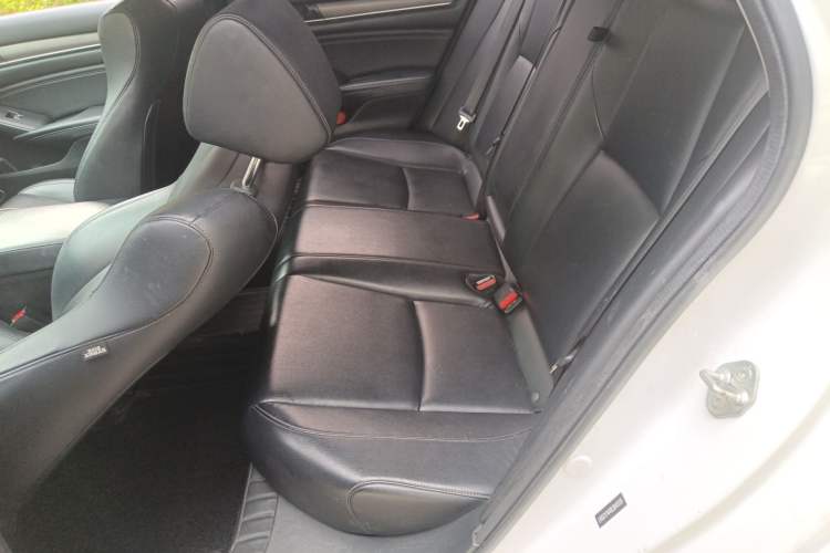 Used Honda Accord 2018 230TURBO Comfort Edition China VI Emission Standard Left Rear Seat