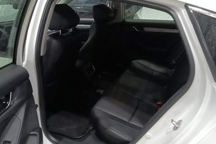 Used Honda Accord 2018 260TURBO Luxury Edition China V Emission Standard Left Rear Seat