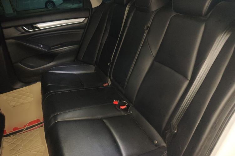 Used Honda Accord 2018 260TURBO Luxury Edition China VI Left Rear Seat