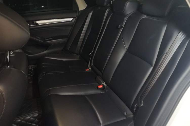 Used Honda Accord 2018 260TURBO Elite Edition China VI Left Rear Seat