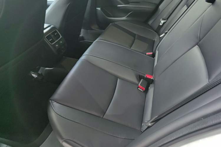 Used Honda Accord 2018 Rui·Hybrid 2.0L Rui Zhi Edition China VI Left Rear Seat