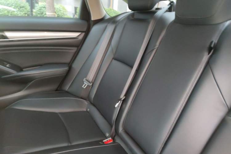 Used Honda Accord 2018 260TURBO Luxury Edition China VI Left Rear Seat