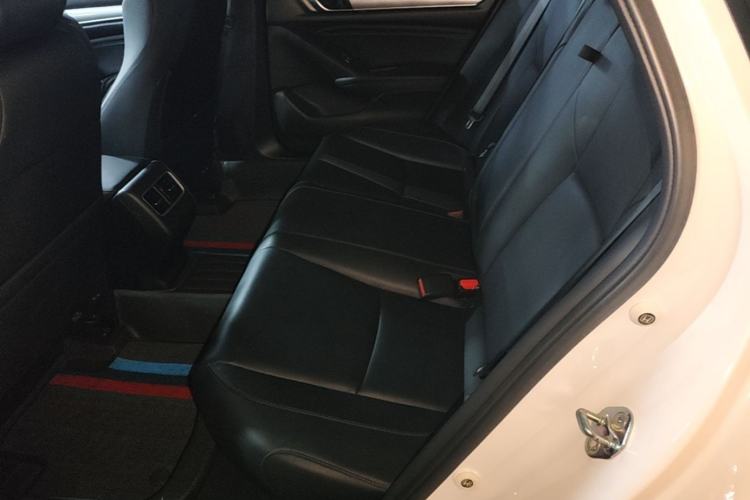 Used Honda Accord 2018 260TURBO Luxury Edition China VI Left Rear Seat