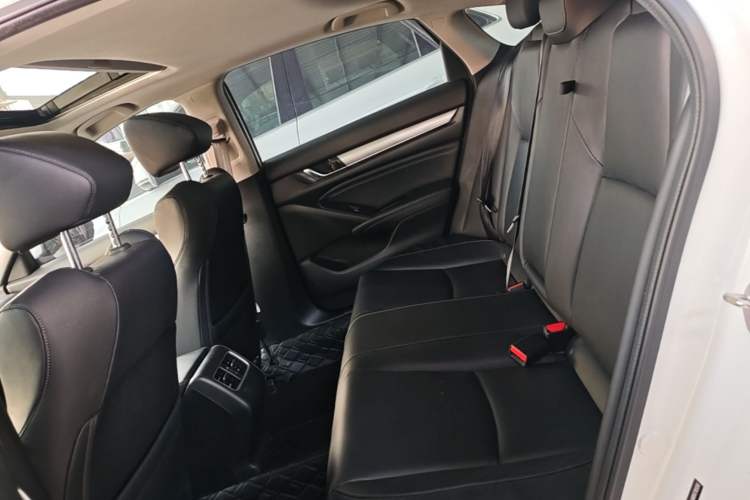 Used Honda Accord 2018 260TURBO Elite Edition China VI Left Rear Seat