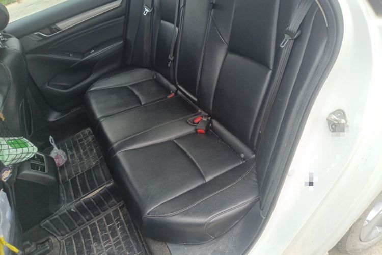Used Honda Accord 2018 260TURBO Luxury Edition China V Emission Standard Left Rear Seat