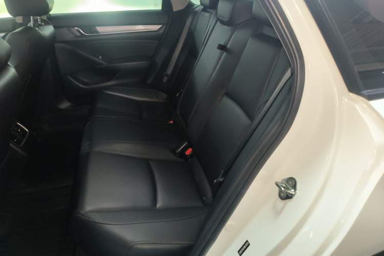 Used Honda Accord 2018 260TURBO Elite Edition China VI Left Rear Seat