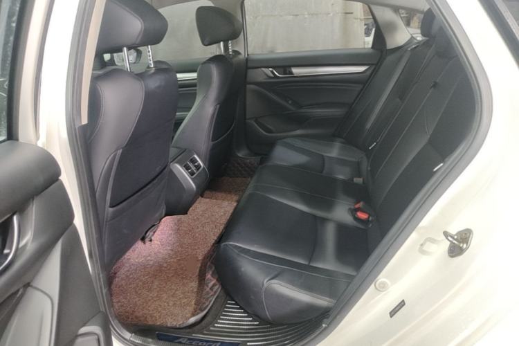 Used Honda Accord 2018 260TURBO Luxury Edition China V Emission Standard Left Rear Seat
