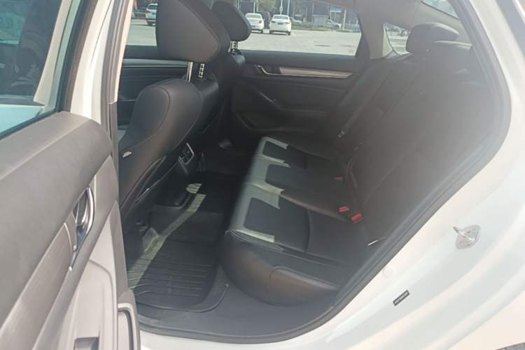 Used Honda Accord 2018 260TURBO Luxury Edition China VI Left Rear Seat