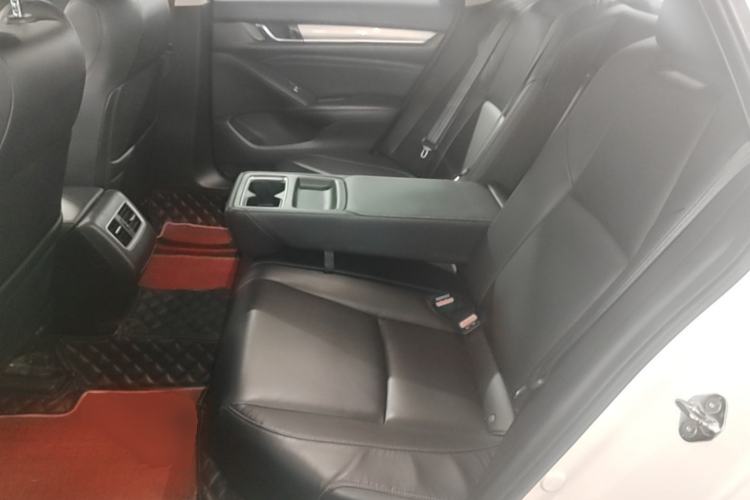 Used Honda Accord 2018 260TURBO Luxury Edition China VI Left Rear Seat