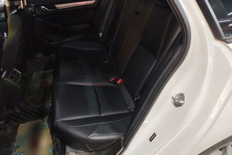 Used Honda Accord 2018 260TURBO Luxury Edition China VI Left Rear Seat