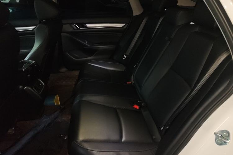 Used Honda Accord 2018 260TURBO Luxury Edition China VI Left Rear Seat