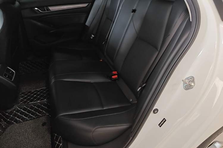 Used Honda Accord 2018 260TURBO Elite Edition China VI Left Rear Seat