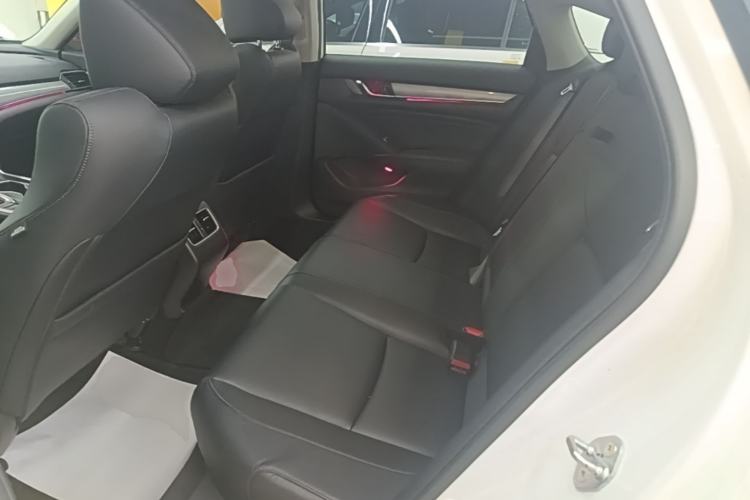 Used Honda Accord 2018 260TURBO Elite Edition China VI Left Rear Seat