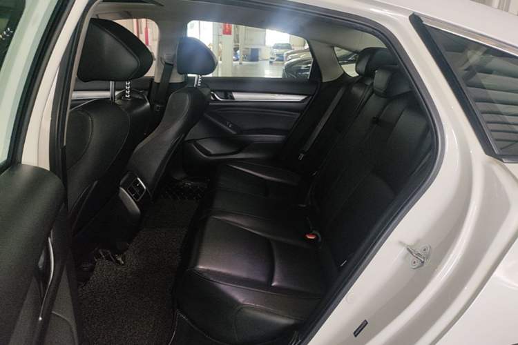 Used Honda Accord 2018 260TURBO Elite Edition China VI Left Rear Seat