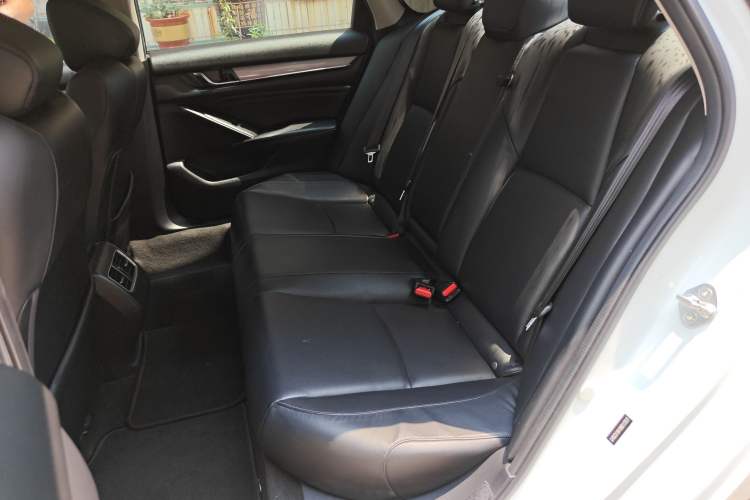 Used Honda Accord 2018 260TURBO Elite Edition China VI Left Rear Seat
