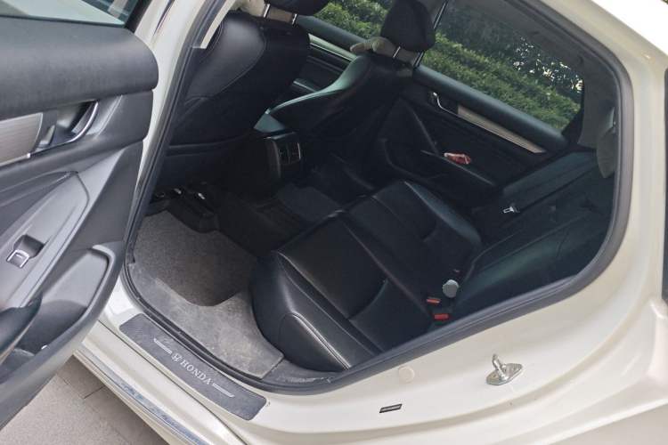 Used Honda Accord 2018 260TURBO Elite Edition China VI Left Rear Seat