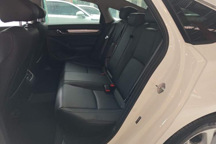 Used Honda Accord 2018 260TURBO Elite Edition China VI Left Rear Seat