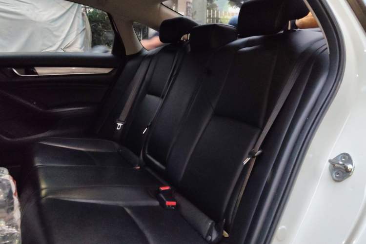 Used Honda Accord 2018 260TURBO Elite Edition China VI Left Rear Seat