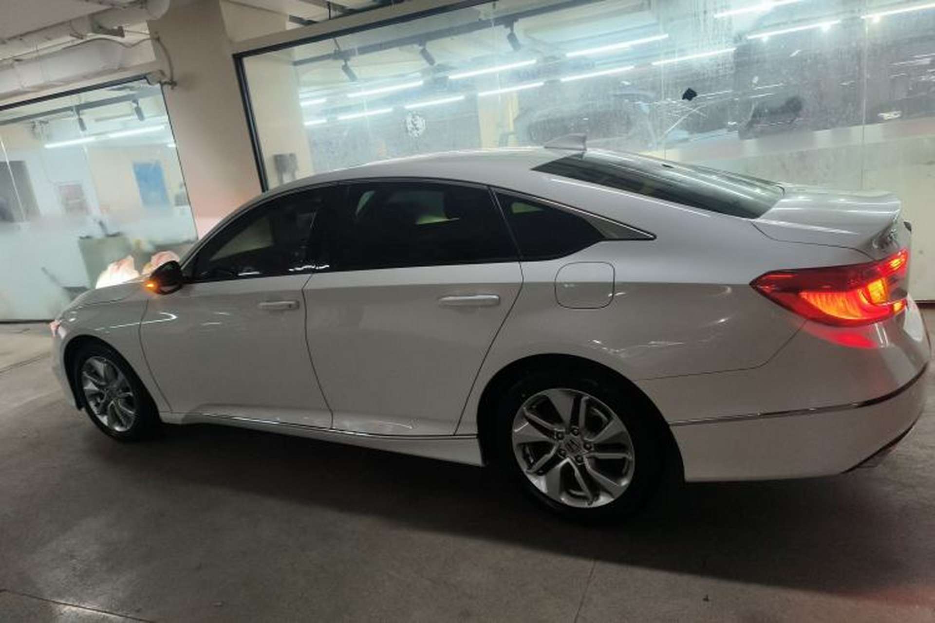 Used Honda Accord 2018 260TURBO Elite Edition China VI Left Side