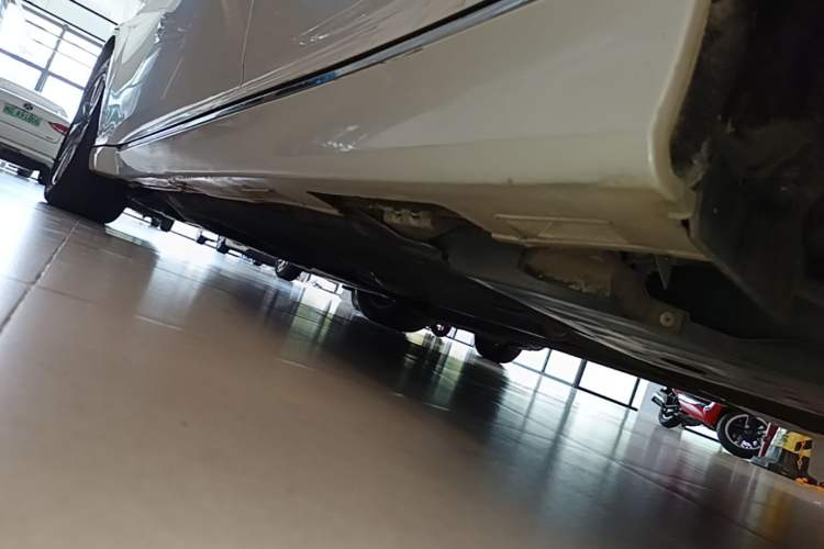 Used Honda Accord 2018 260TURBO Elite Edition China VI Left Side Sill