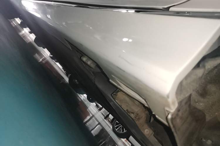 Used Honda Accord 2018 260TURBO Luxury Edition China VI Left Side Sill