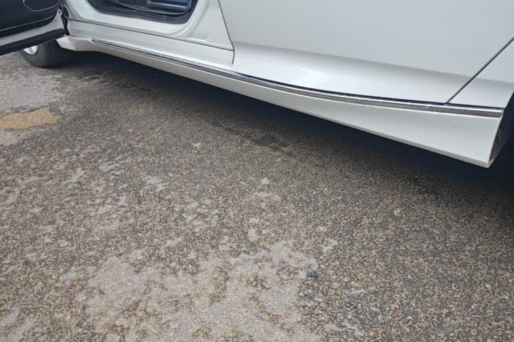 Used Honda Accord 2018 260TURBO Elite Edition China VI Left Side Sill